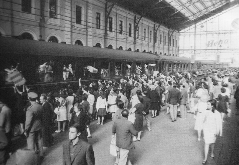 Estación del Norte. 1963.