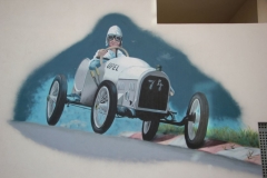 Grafiti coche de carreras antiguo