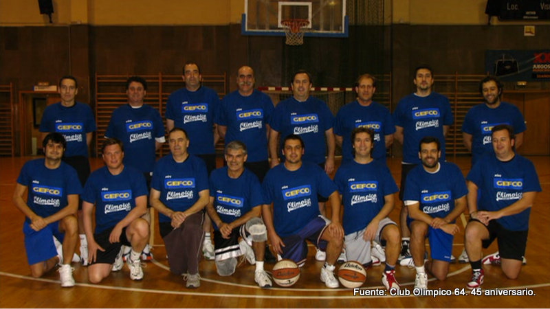 Equipo veteranos en el 45 aniversario del Olímpico 64