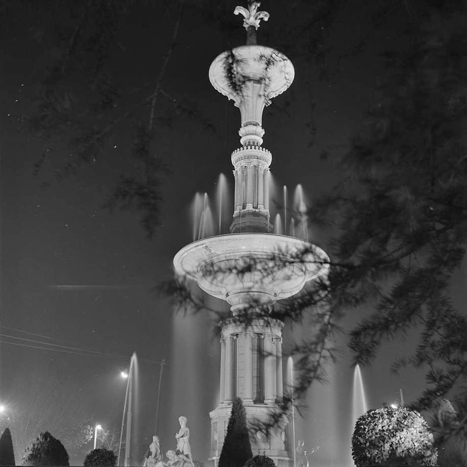 Fuente Juan de Villanueva
