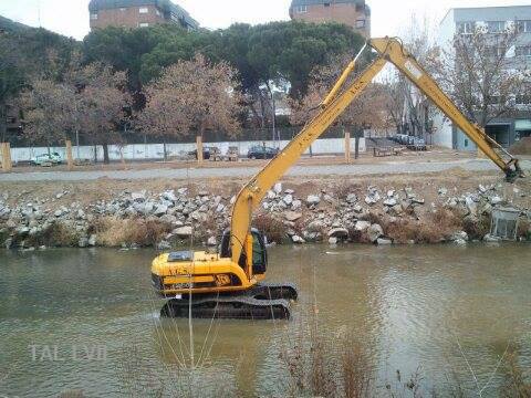 Obras de renaturalización del río. 2017.