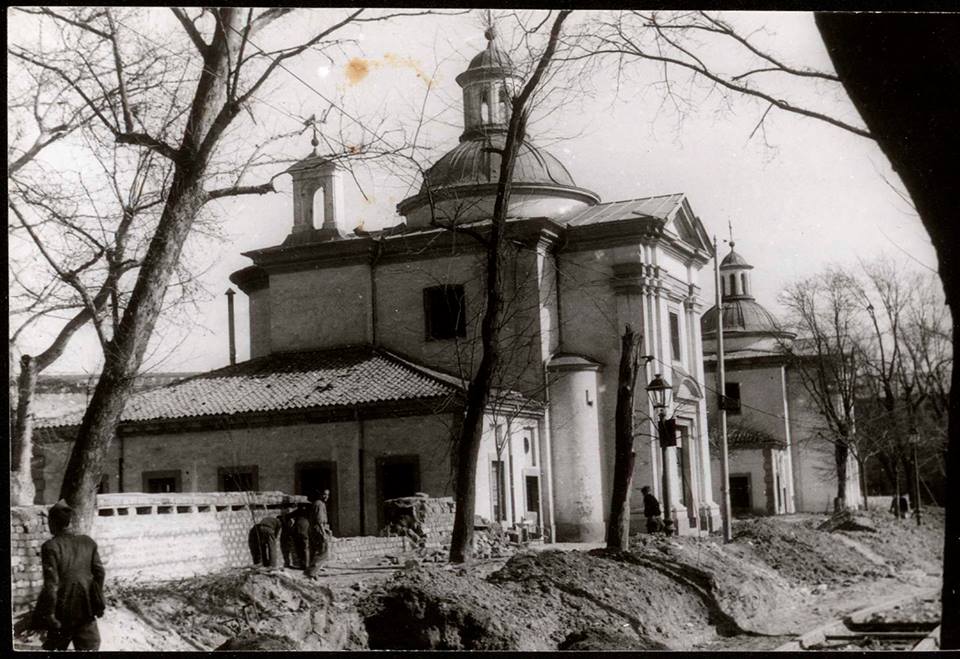 San Antonio de la Florida. 1936. Publicada por Guillermo Grabae en Madrid en Blanco y Negro.